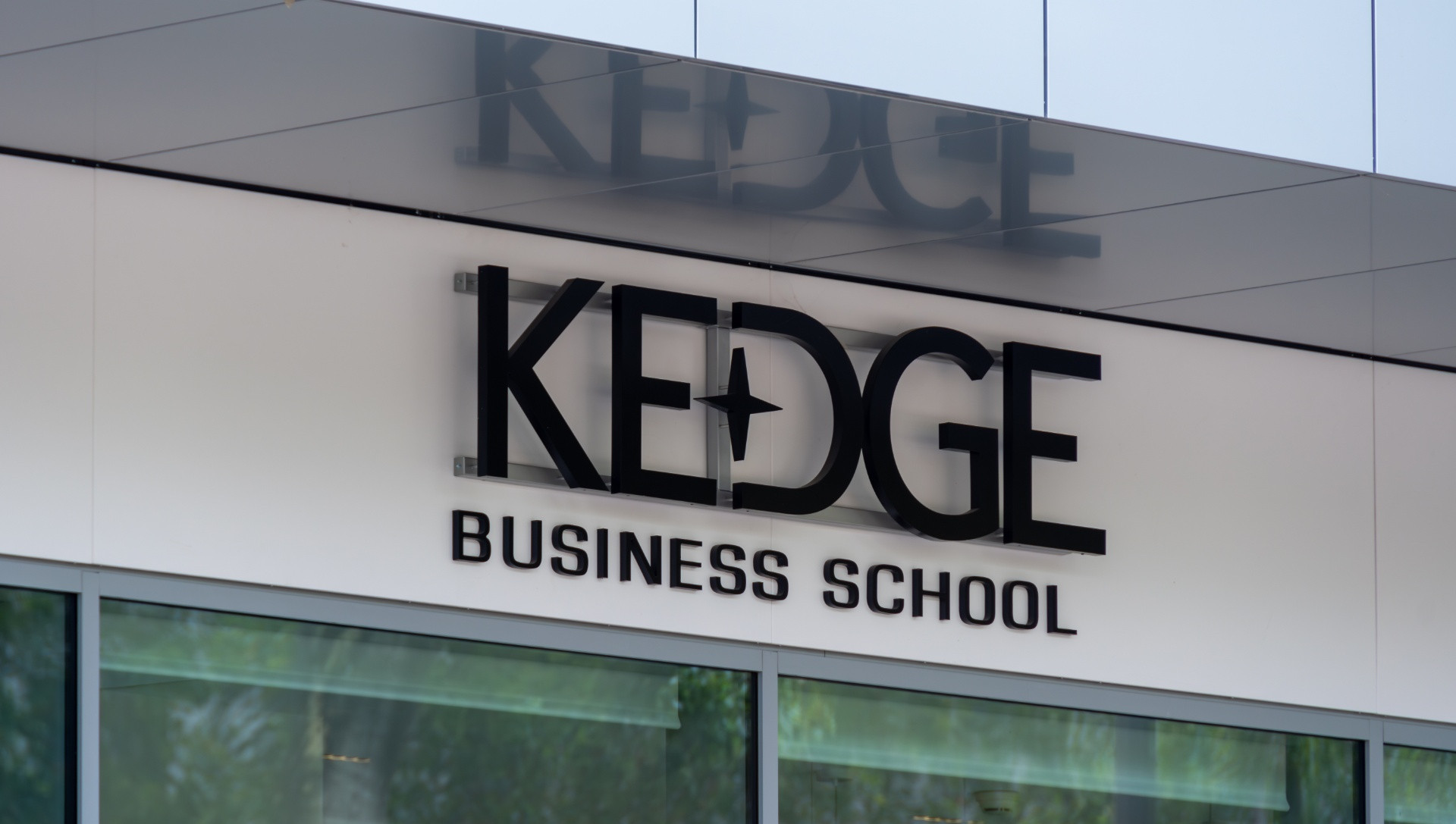 Nouveautés du PGE de KEDGE à la Rentrée 2024 : Stimuler la Réflexion et l'Engagement